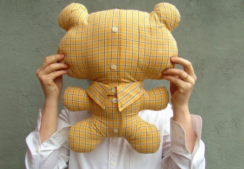 http://mixingreality.com/2011/05/mrs-jermyn-will-reuse-your-shirt-to-make-mr-tedi/